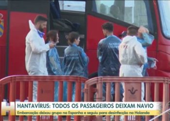 Navio de cruzeiro atingido por hantavírus atraca na Holanda
